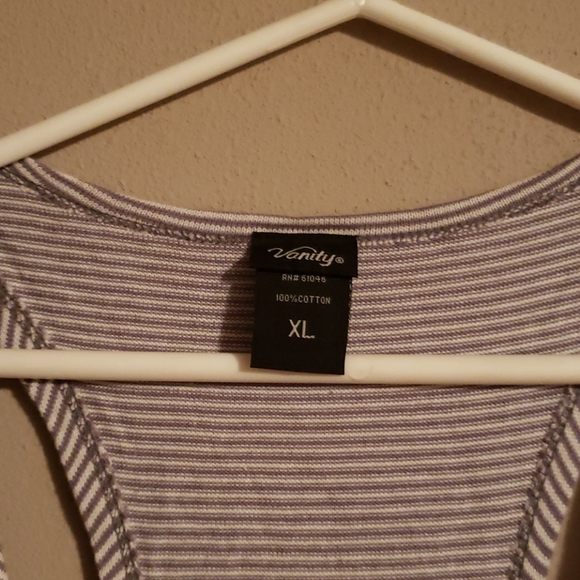 Vanity tie front vest, size XL - Picture 2 of 3